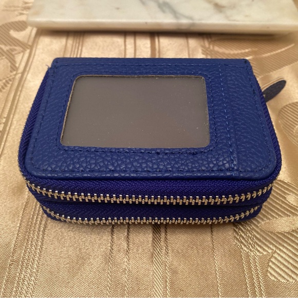 Accordion faux leather wallet - Picture 3 of 4